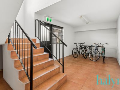 10 / 71 Parry Street, Perth