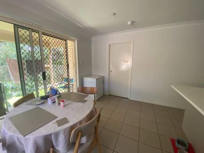 17 Adam Court, Kallangur