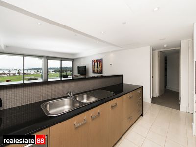 303 / 108 Terrace Road, East Perth