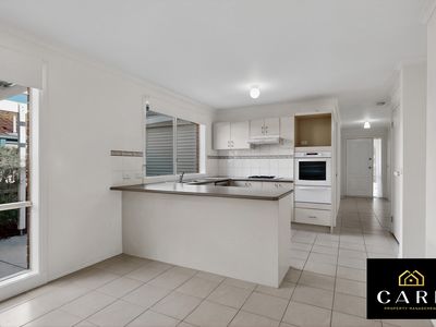 27 Tyrone Avenue, Pakenham