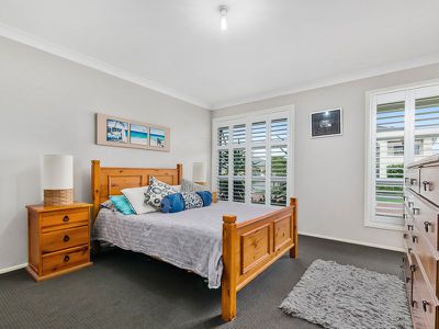 15 Bayview Avenue, Haywards Bay