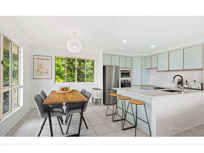 2 / 38 Farnborough Road, Yeppoon