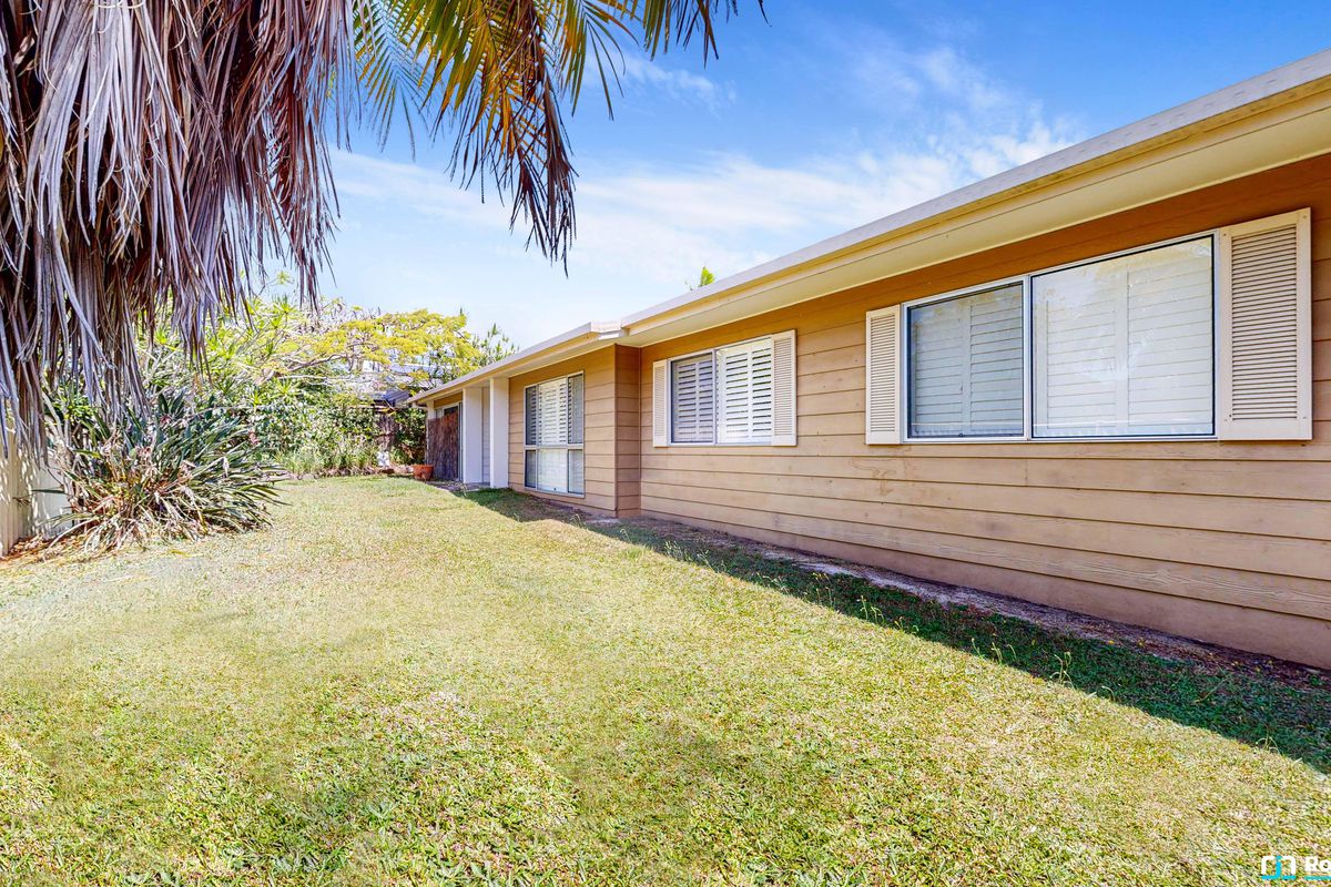 2 Muirfield Crescent, Tewantin