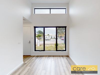 1 / 5 Maple Court, Doveton