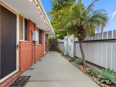 5A Eccles Place, Hannans