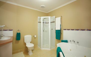 39 Fieldstone Boulevard, Beaconsfield