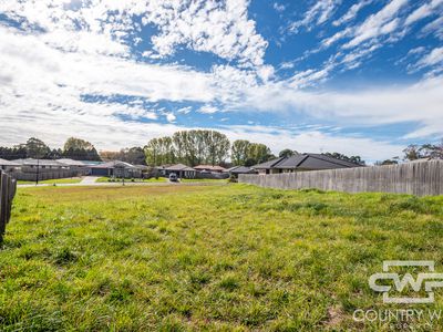 5 White Gum Place, Guyra