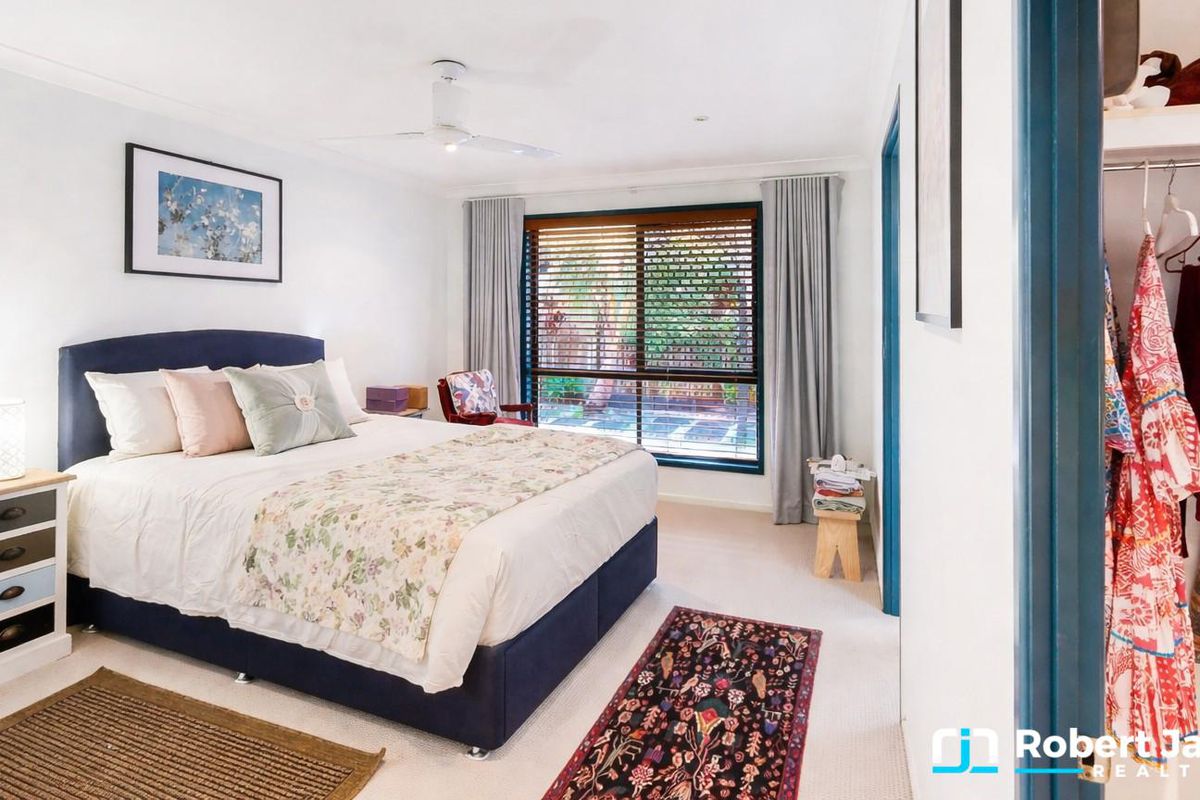 13 Driver Court, Tewantin