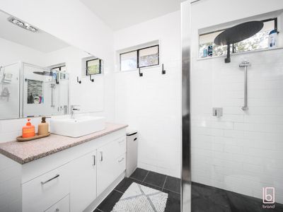 76 & 76a Minnamurra Road, Gorokan