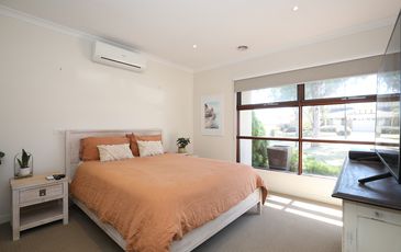 14 Bonneville Parade, Pakenham