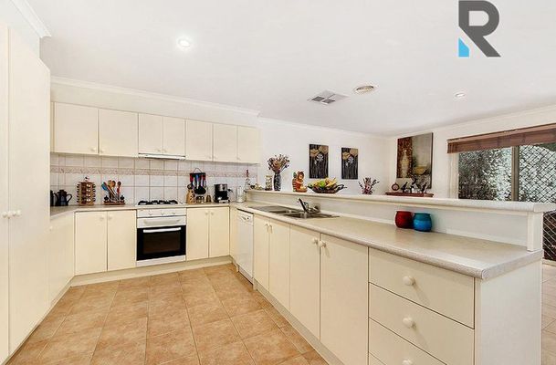 34 Boyden Square, Roxburgh Park
