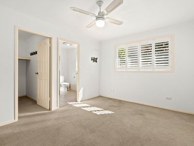 17b Eric Fenning Drive, Surf Beach