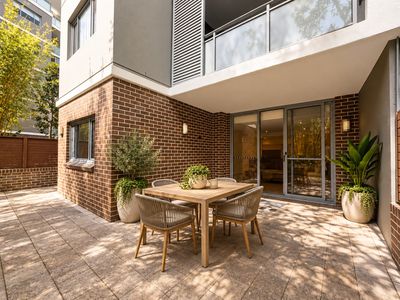 84 / 54A Blackwall Point Road, Chiswick