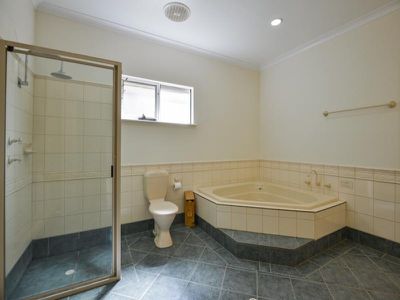 11 Bourke Street, Piccadilly