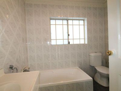 7 Middlemiss Street, Mascot