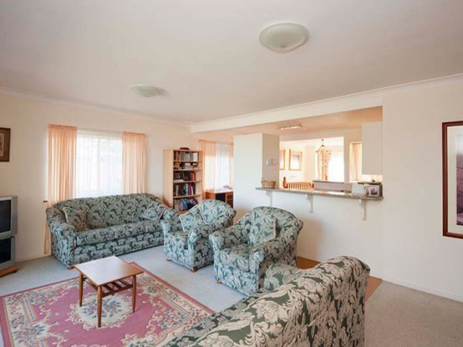 10 Mitchell Parade, Mollymook