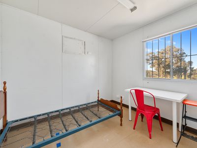 95 Daisyburn Road , Hilldene