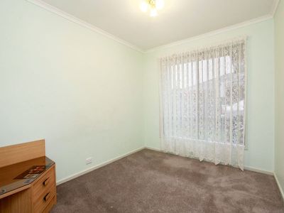 2 / 33 Ivan Crescent, Hampton Park