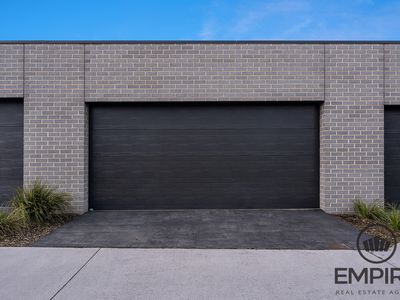 3 Vendeen Walk, Clyde North