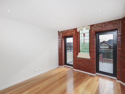 2 / 18 Rothwell Street, Ascot Vale
