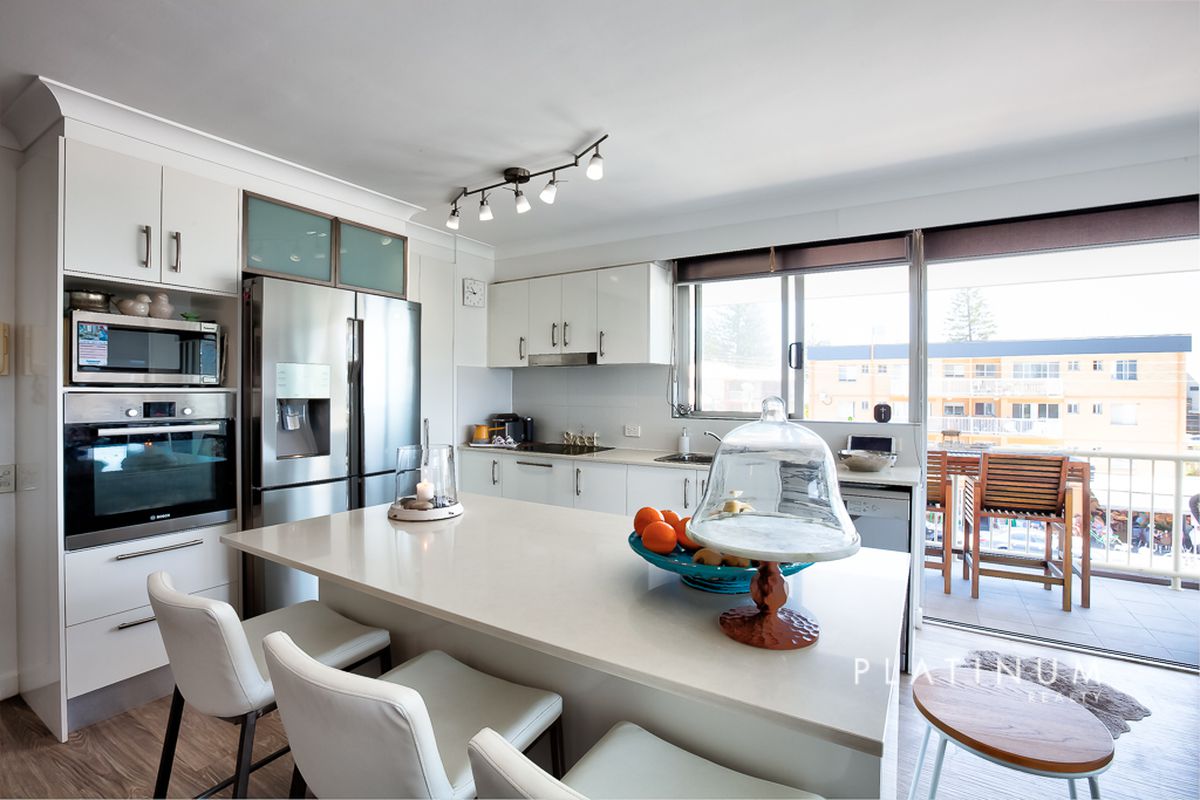 9 / 158 Hedges Avenue, Mermaid Beach