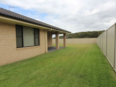 37 Wamara Crescent, Forster