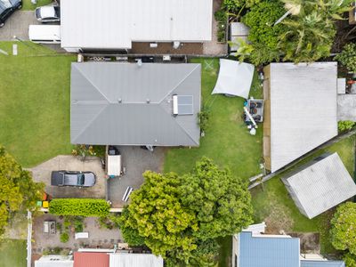 6 Cranston St, Wynnum West