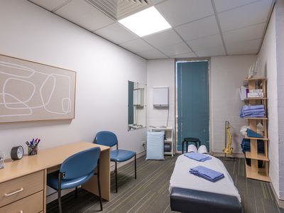 6 / 2 King Street, Deakin