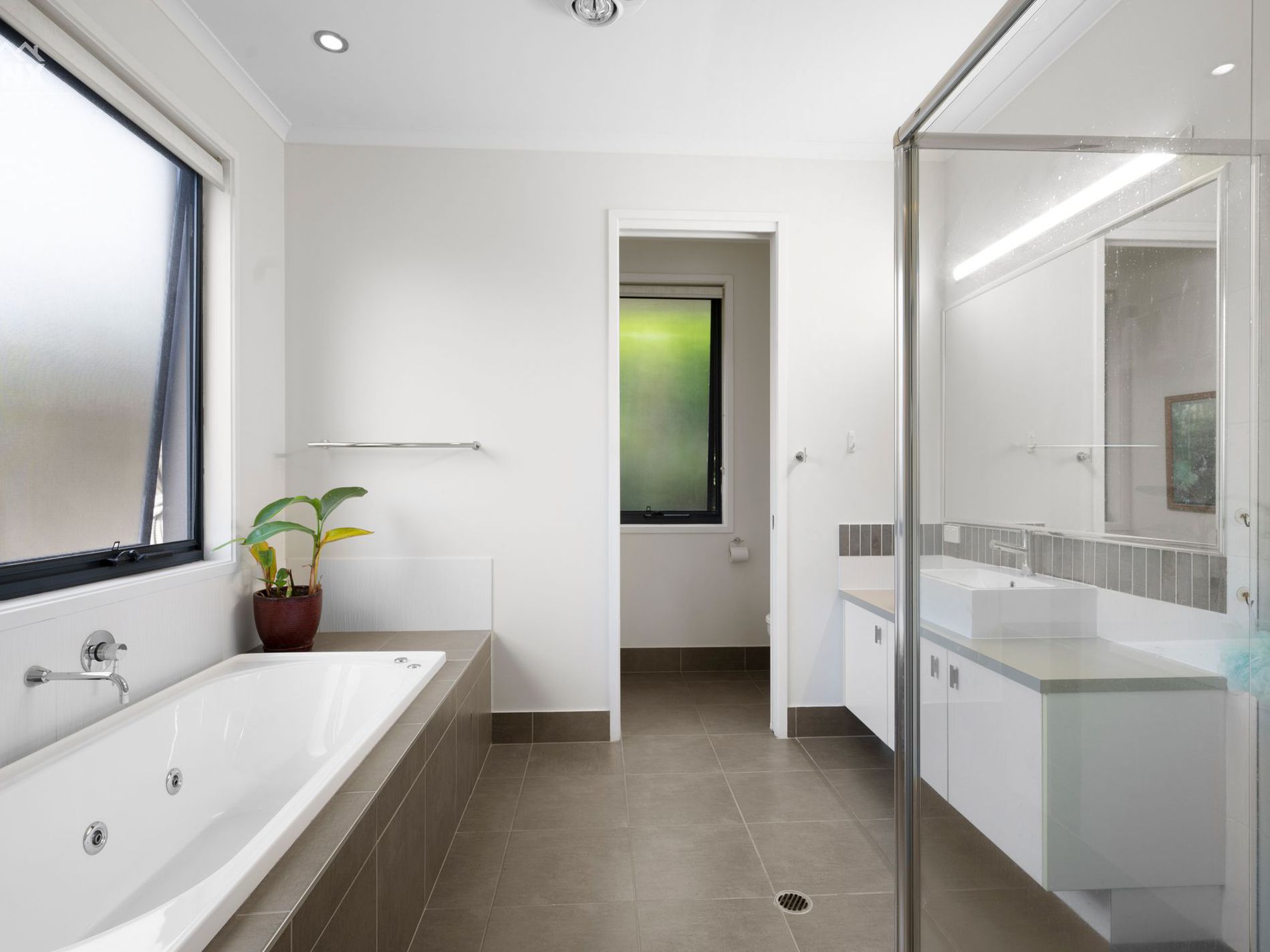 22 Doral Drive, Peregian Springs