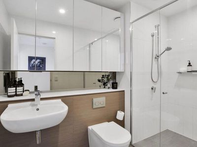 C0608 / 28 Rothschild Avenue, Rosebery