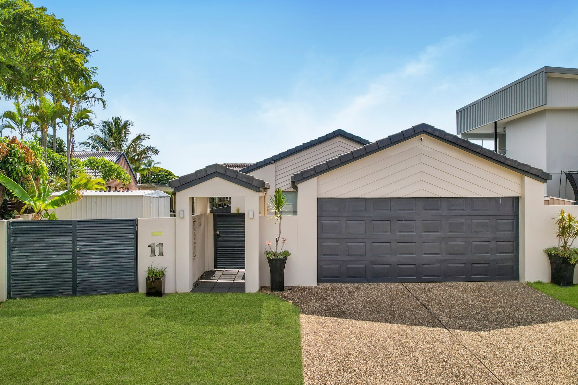11 Seabreeze Street, Paradise Point