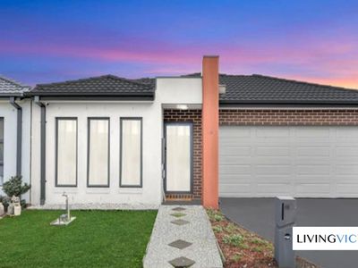 72 Kingsford Drive, Point Cook