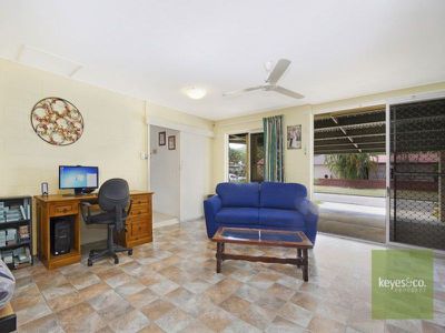 7 Peter Street, Kelso