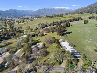 5 Cuthbert Street, Tawonga