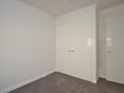 30 Tindals Crescent, Hannans