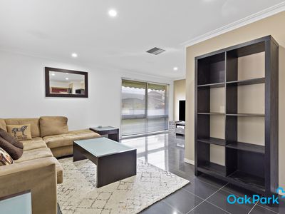 95 Harricks Crescent, Attwood