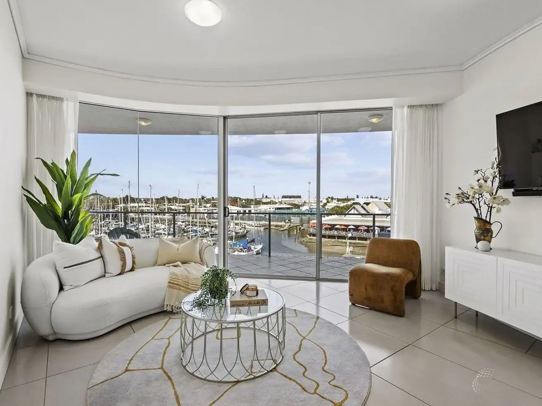 412 / 13 Nicklin Way, Minyama