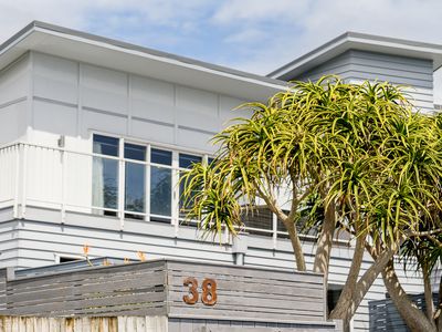 38 Pharazyn Avenue, Waikanae Beach