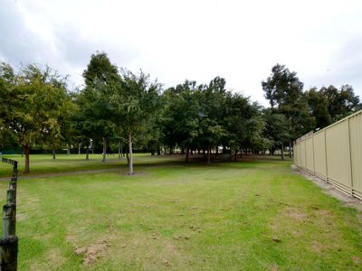 2 Barrul Place, Thornlie