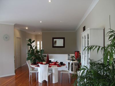 4 / 3 Coastal View Drive, Tallwoods Village