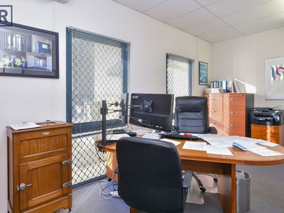 30 Parkinson Lane, Kardinya