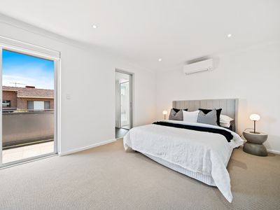 2 / 188 Labouchere Road, Como