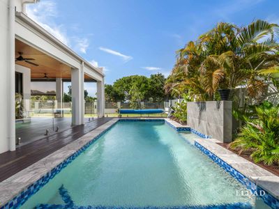 1 Marina Parade, Jacobs Well