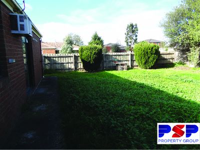 6 Wycombe Way, Werribee