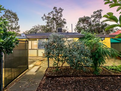 14 Neilson Avenue, Armadale