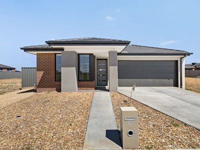 50 Goldfinch Road, Winter Valley