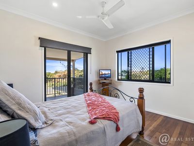 9 Priors Pocket Road, Pacific Heights