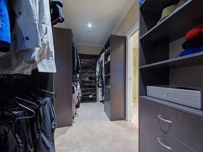 3 Lydia Pl, Wakerley