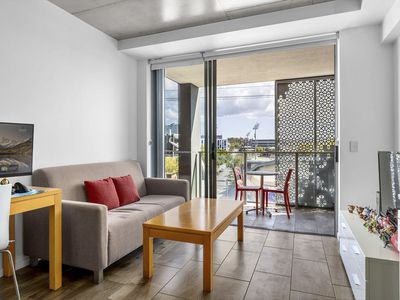 2 / 24 Brookes Street, Bowen Hills