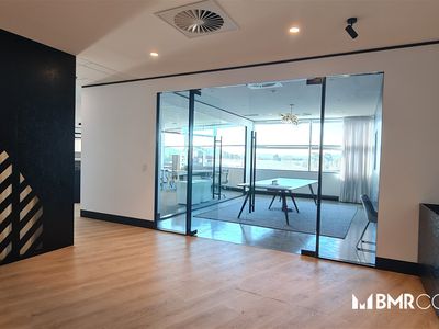 16/26 ipswich, Fyshwick